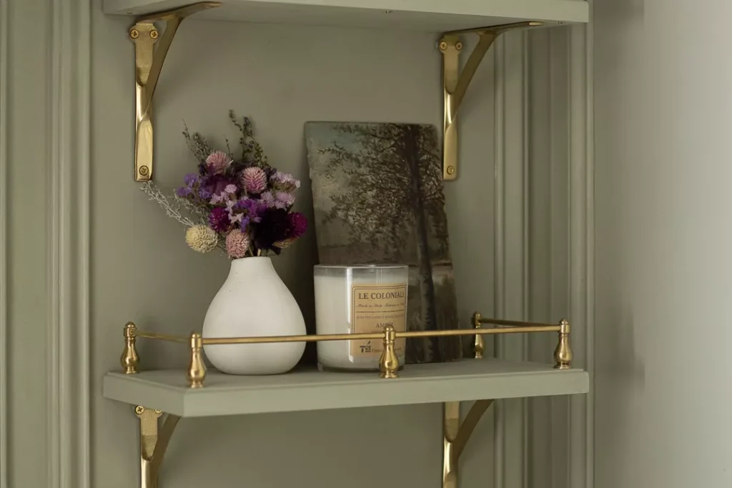 17 Clever Bathroom Storage Solutions for a Neat and Tranquil Space